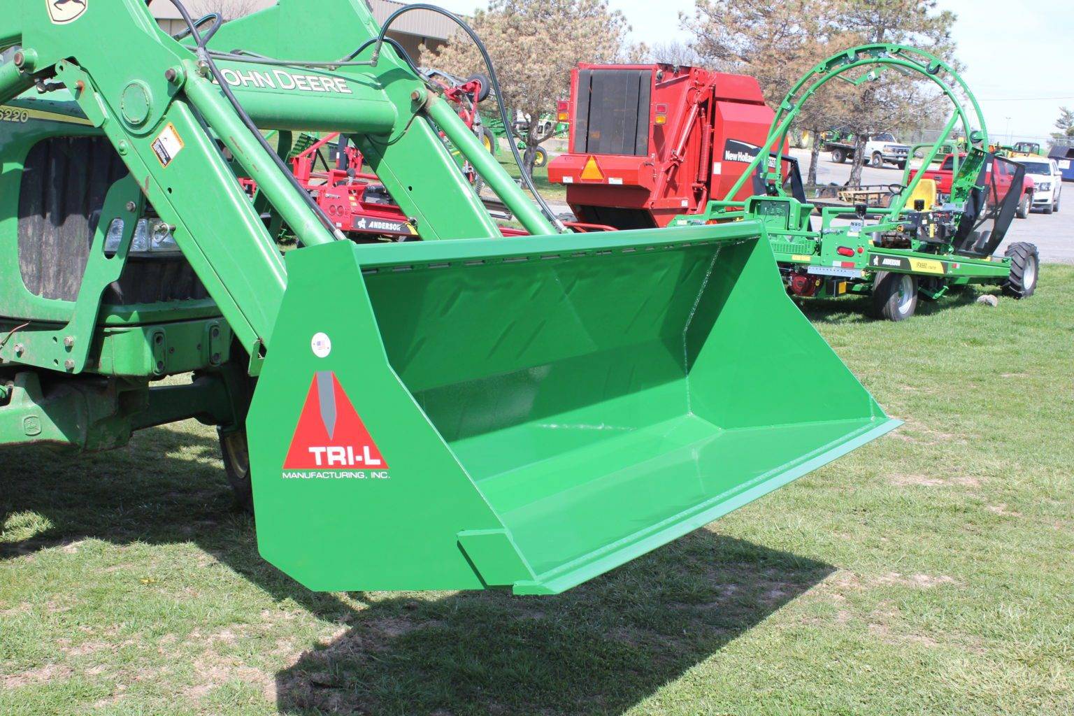 Agricultural Bucket TriL Manufacturing